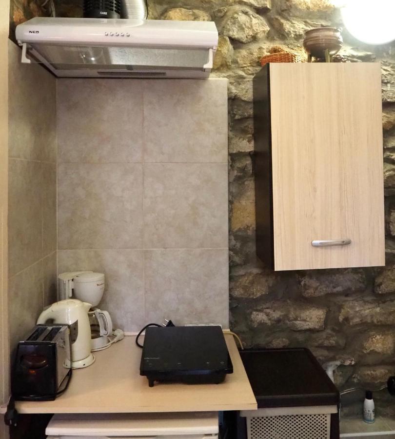 Authentic Guest Stay In The Heart Of Veliko Tarnovo Студио С Изглед Към Царевец Eksteriør bilde