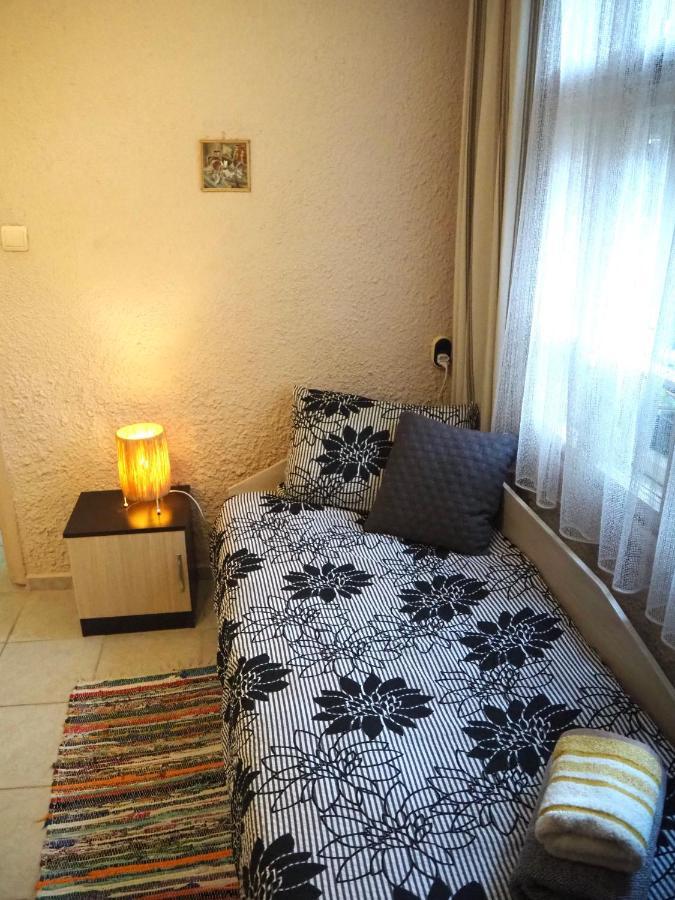 Authentic Guest Stay In The Heart Of Veliko Tarnovo Студио С Изглед Към Царевец Eksteriør bilde