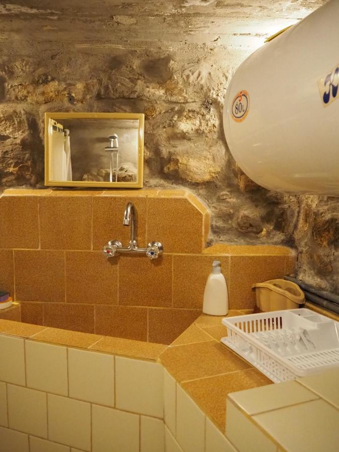 Authentic Guest Stay In The Heart Of Veliko Tarnovo Студио С Изглед Към Царевец Eksteriør bilde