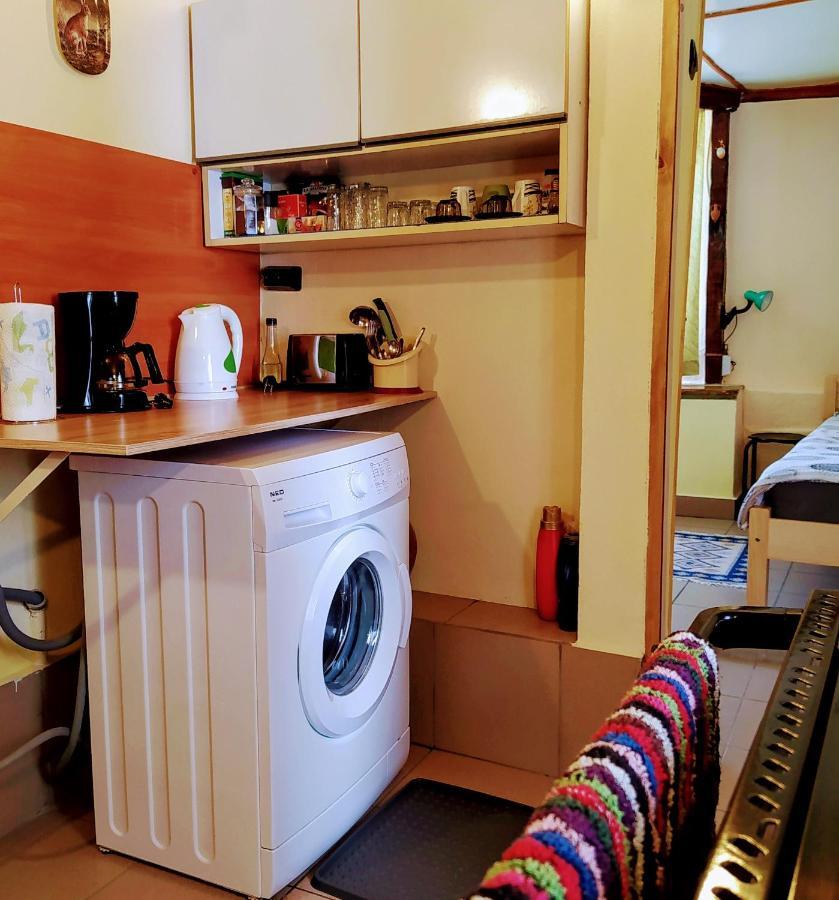 Authentic Guest Stay In The Heart Of Veliko Tarnovo Студио С Изглед Към Царевец Eksteriør bilde